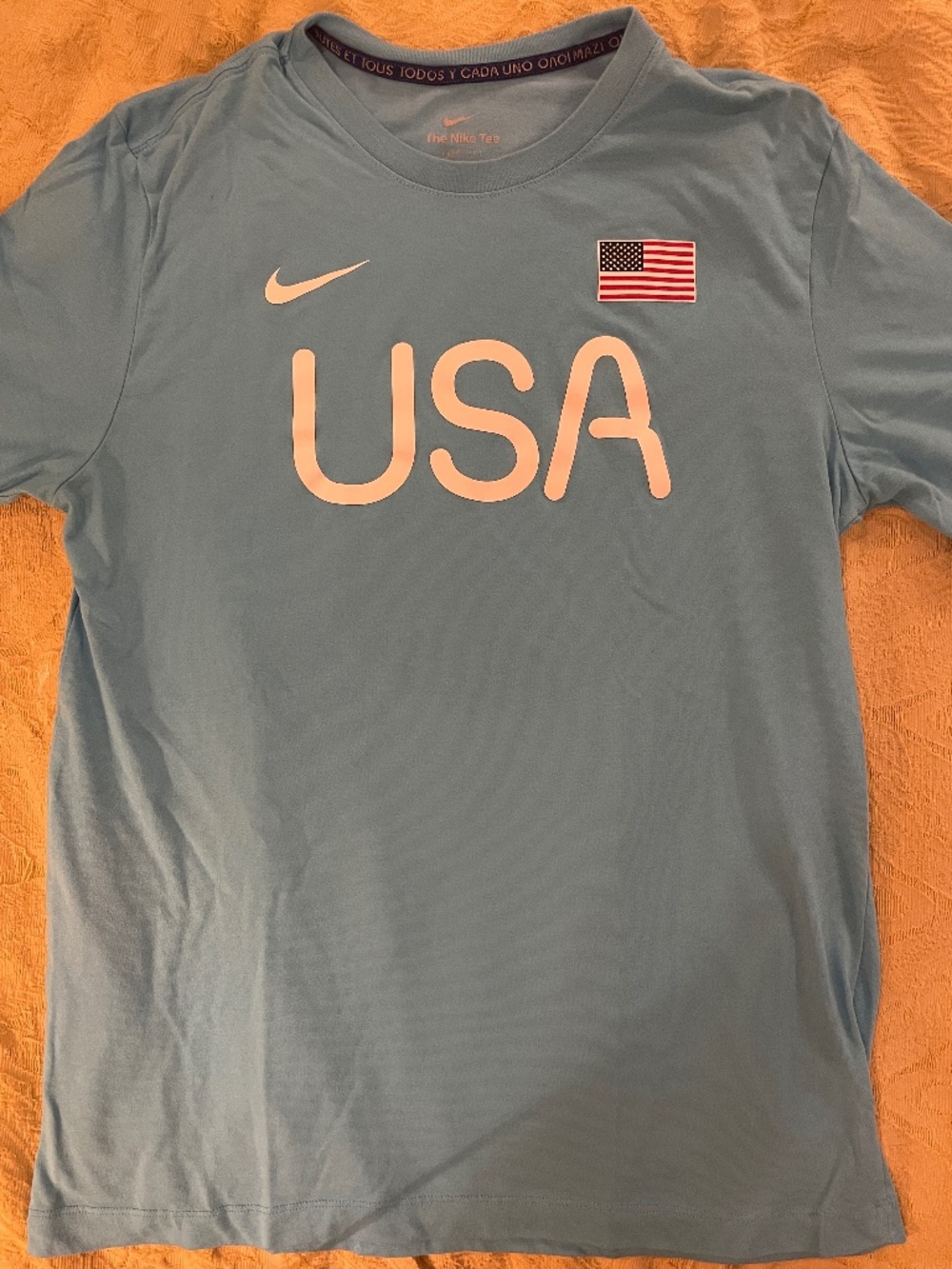 Men's Nike Team USA Dri-Fit shirt Medium